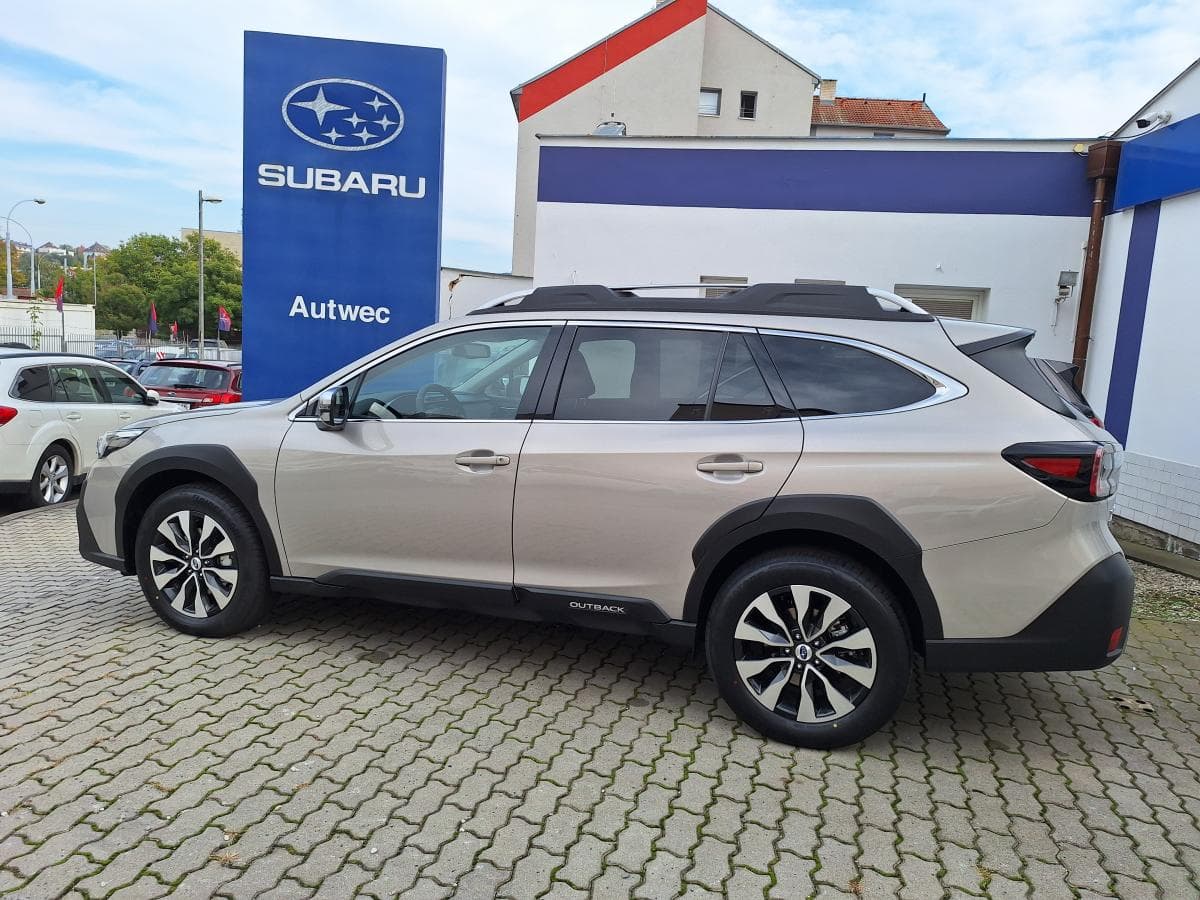 Subaru OUTBACK - 2