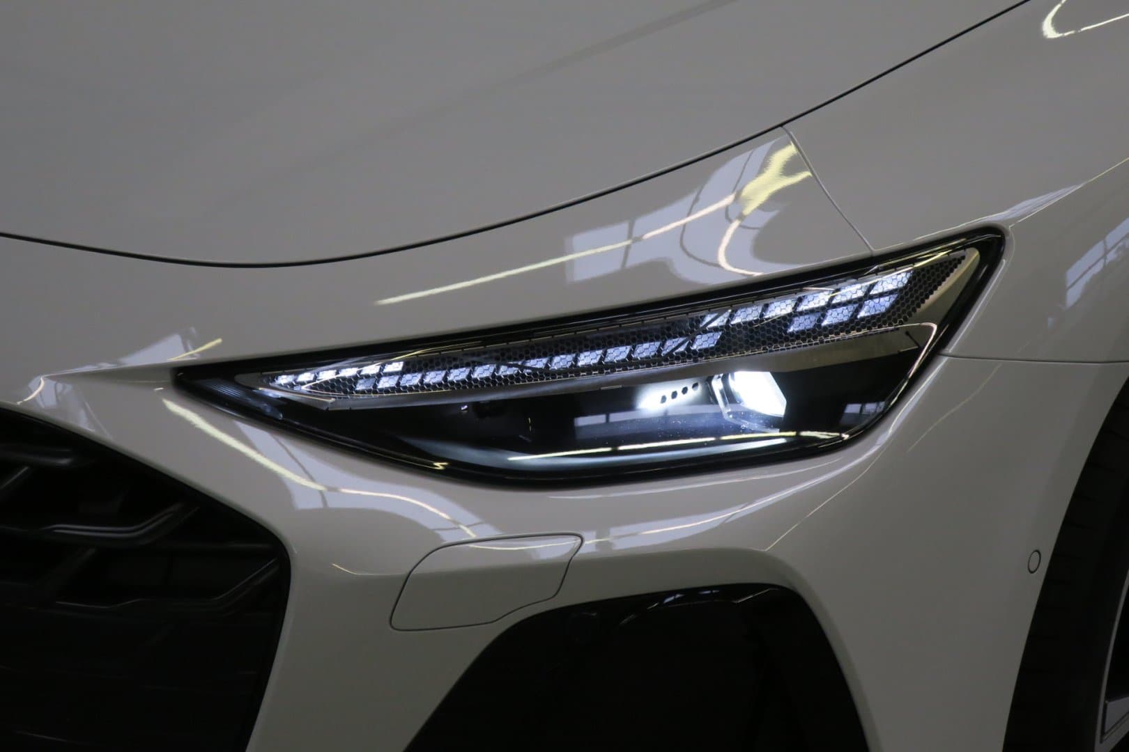 Audi A6 - 8