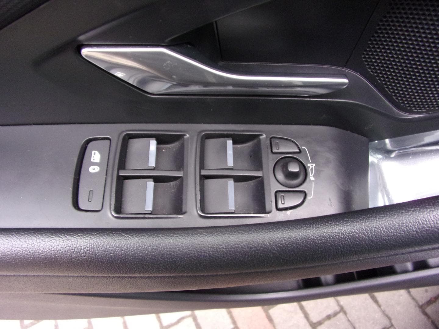 2018 Jaguar E-Pace - 10