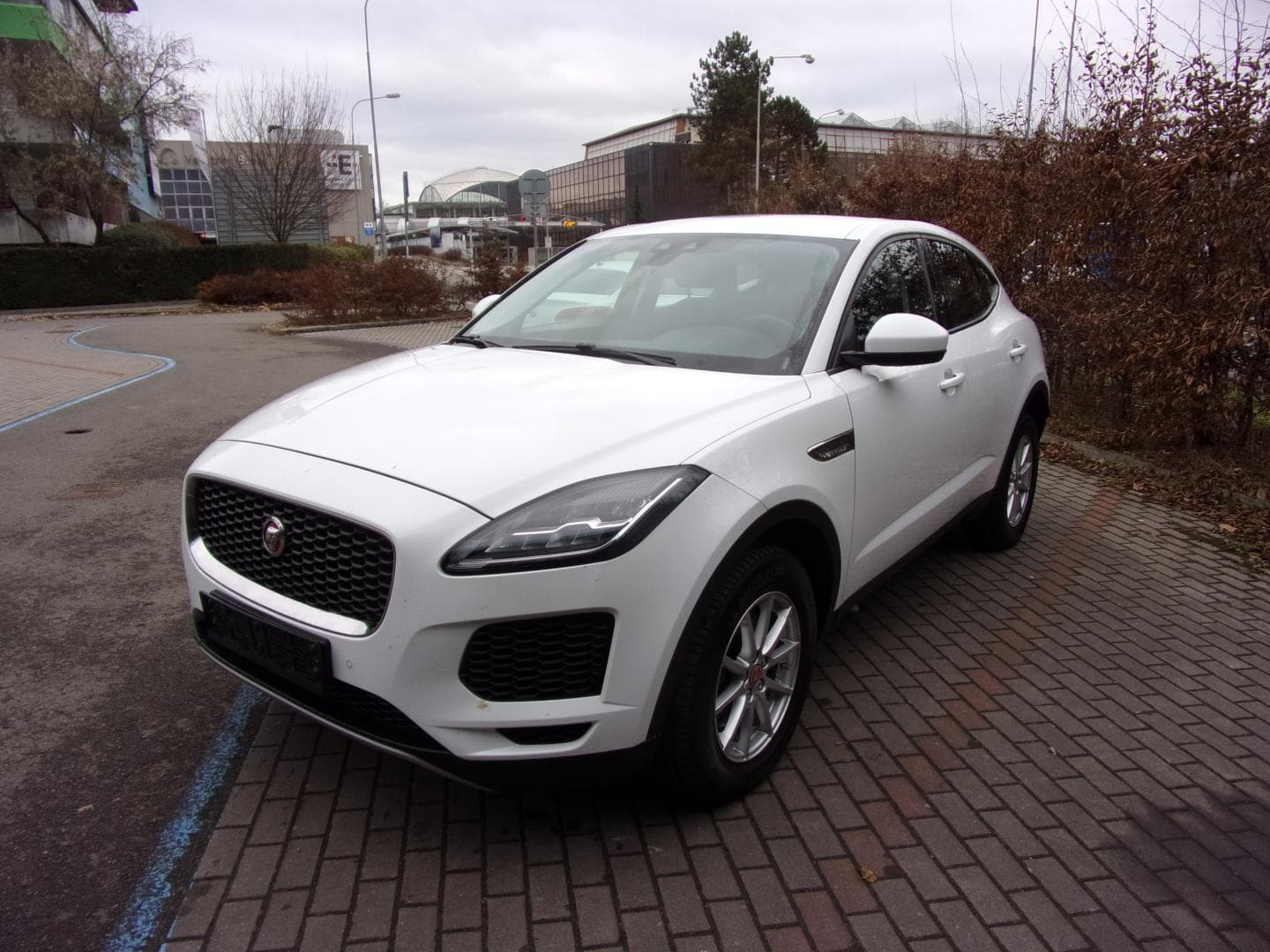 2018 Jaguar E-Pace - 3