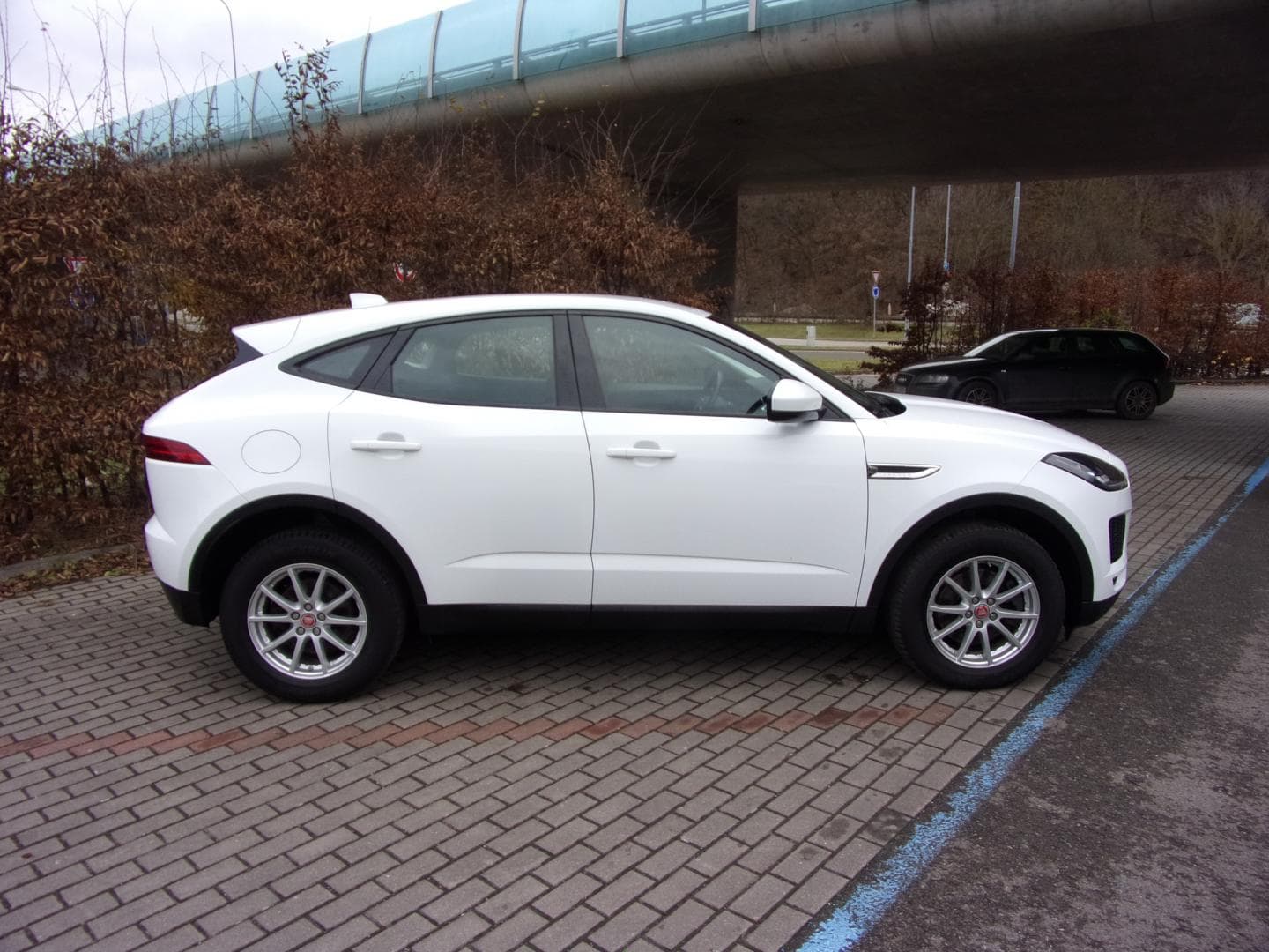 2018 Jaguar E-Pace - 8