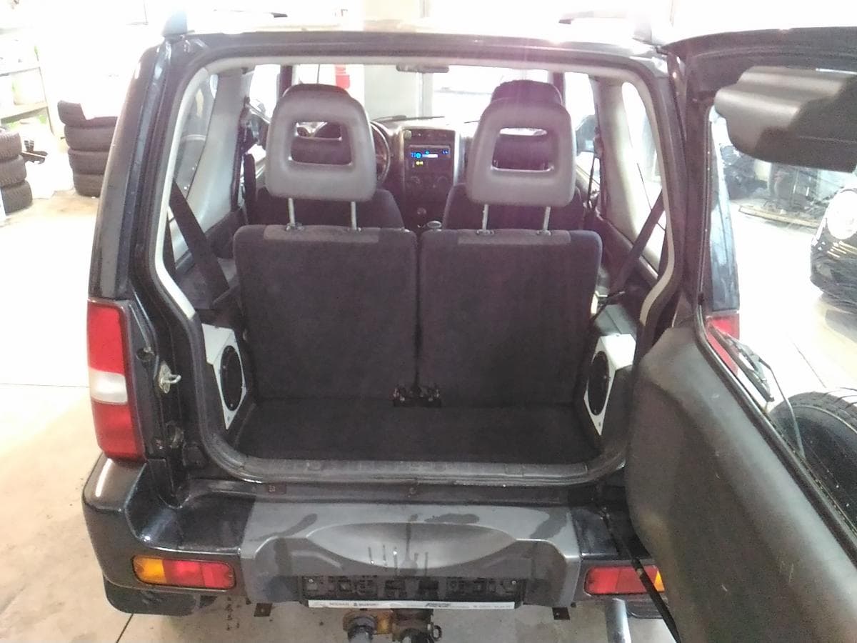 Suzuki Jimny - 10