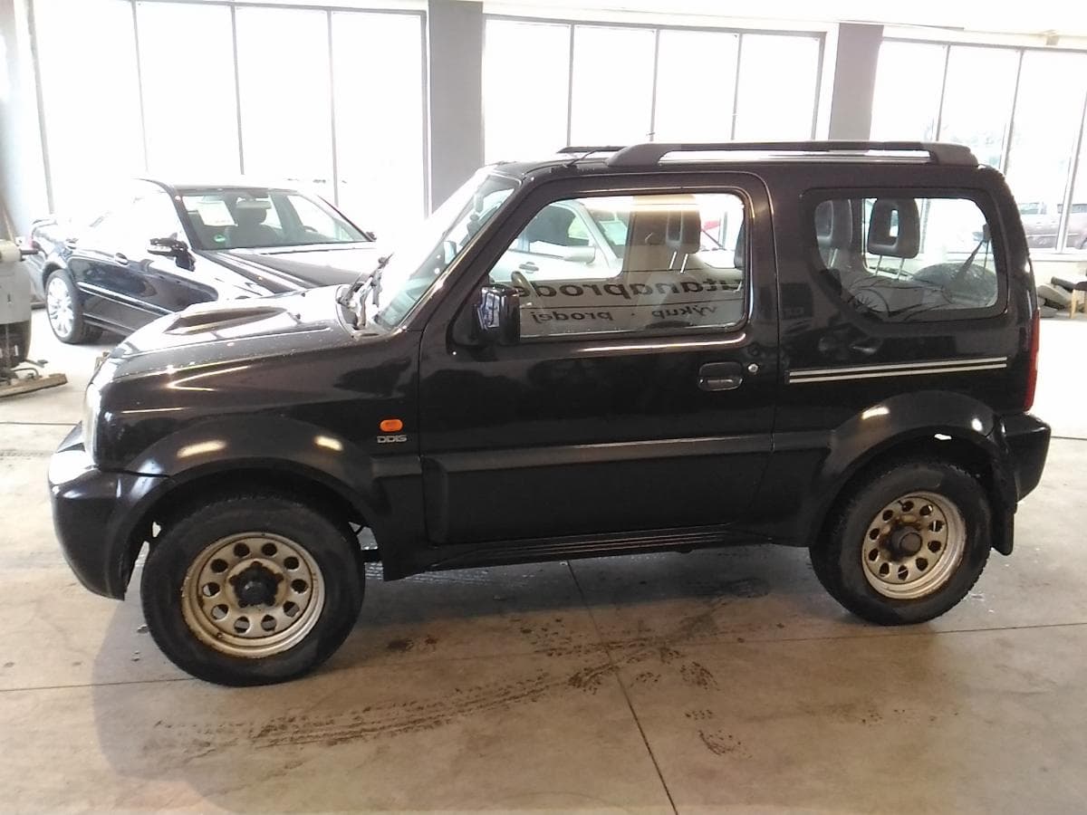 Suzuki Jimny - 4