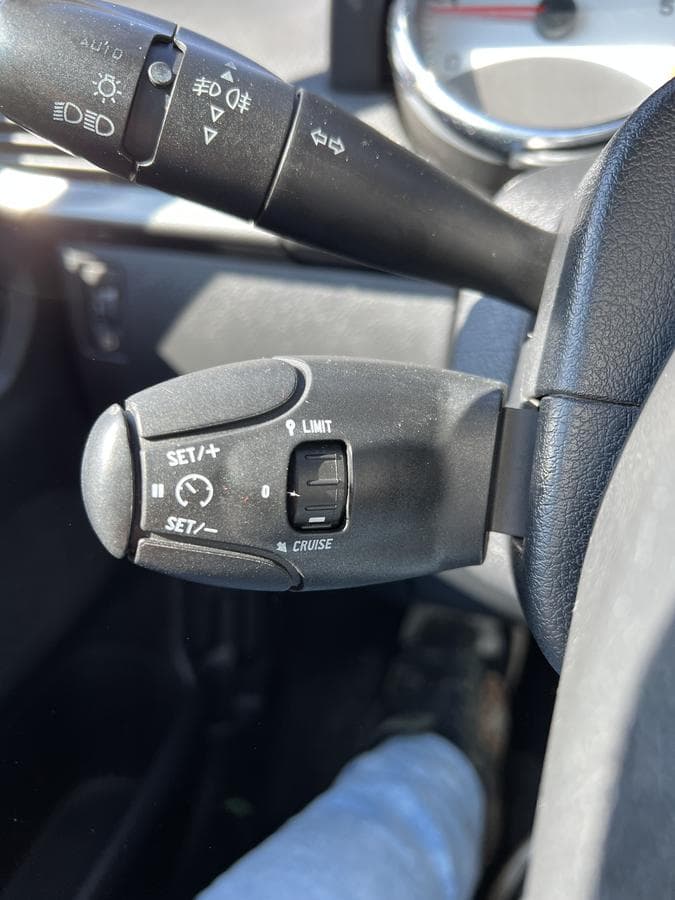 2007 Peugeot 207 - 11