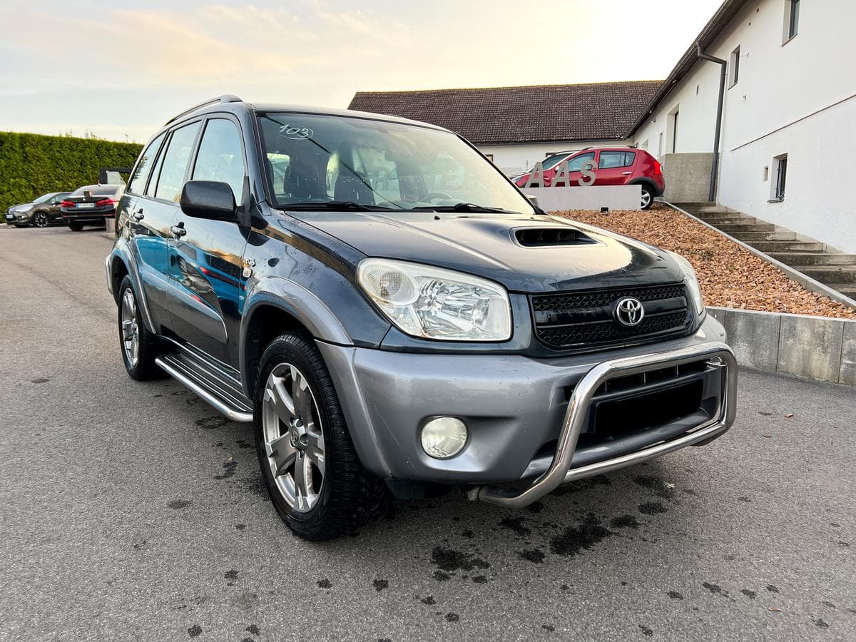 2004 Toyota RAV4