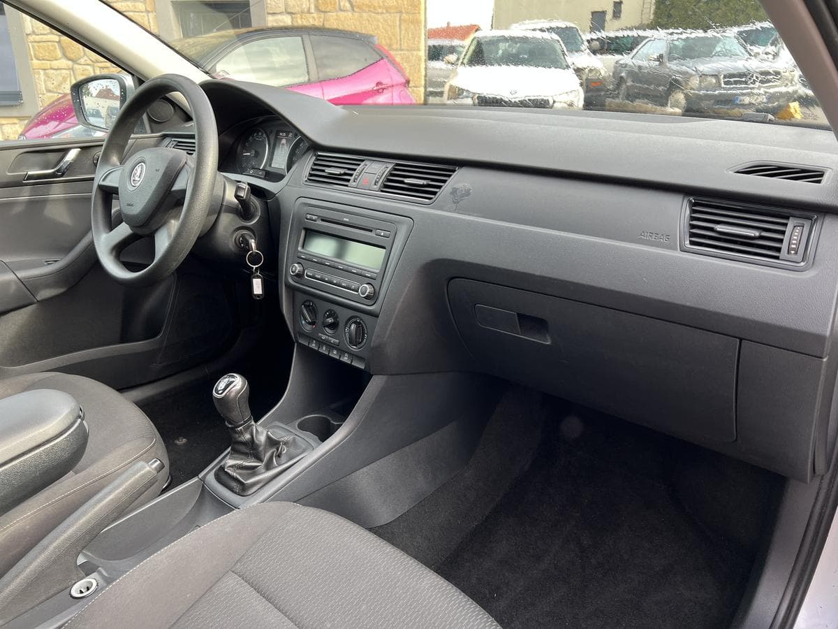 2013 Škoda Rapid - 11