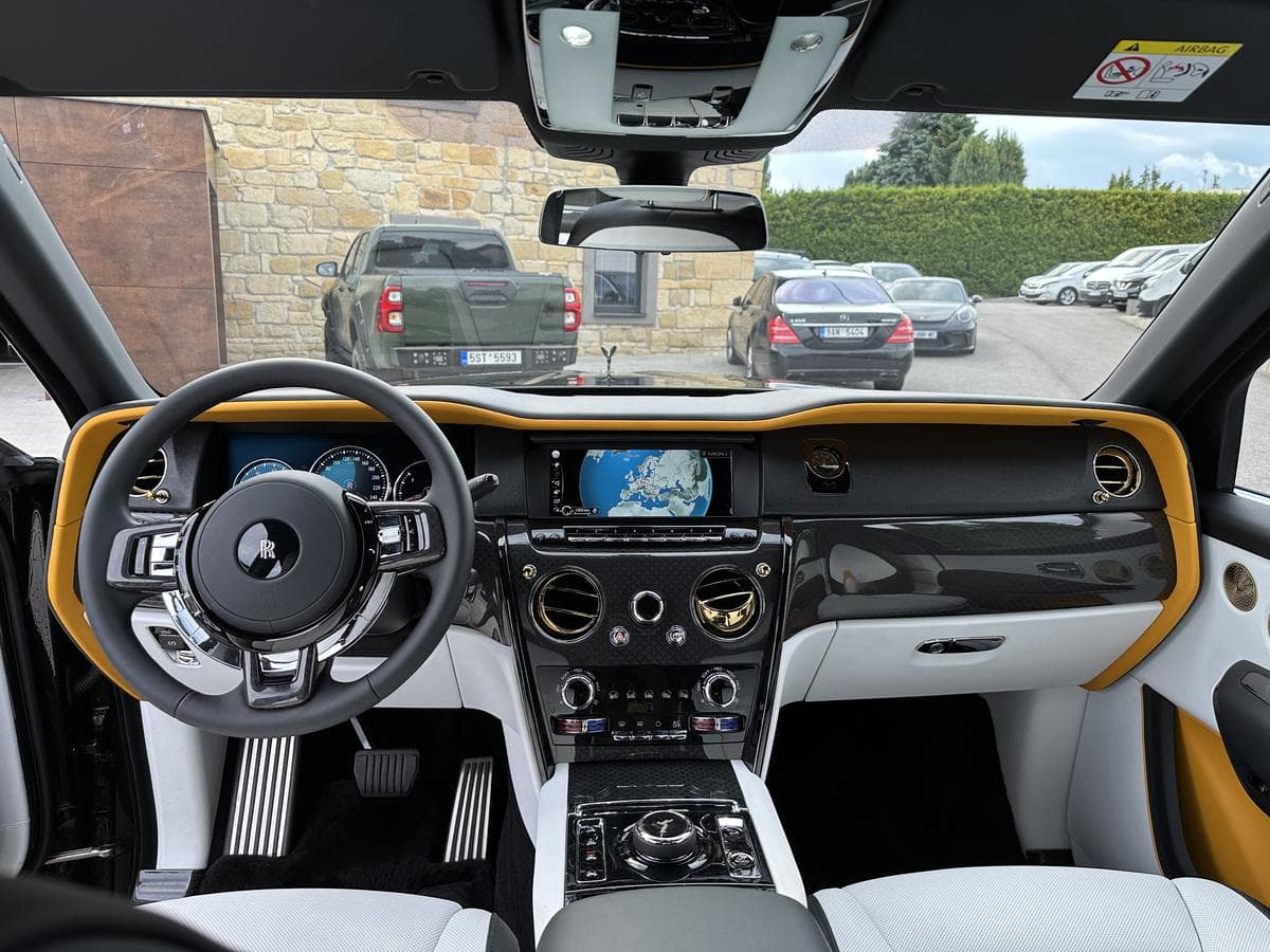 2023 Rolls-Royce Cullinan - 9