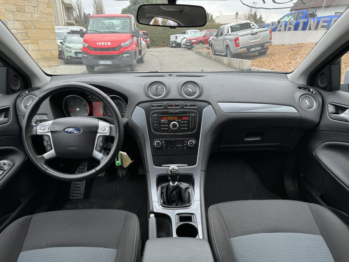 2013 Ford Mondeo - 8