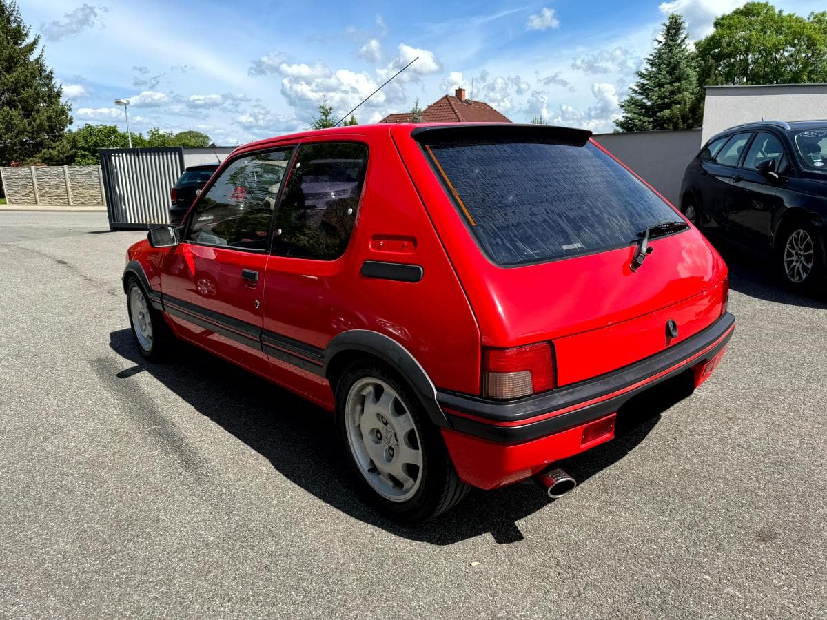 1989 Peugeot 205 - 4