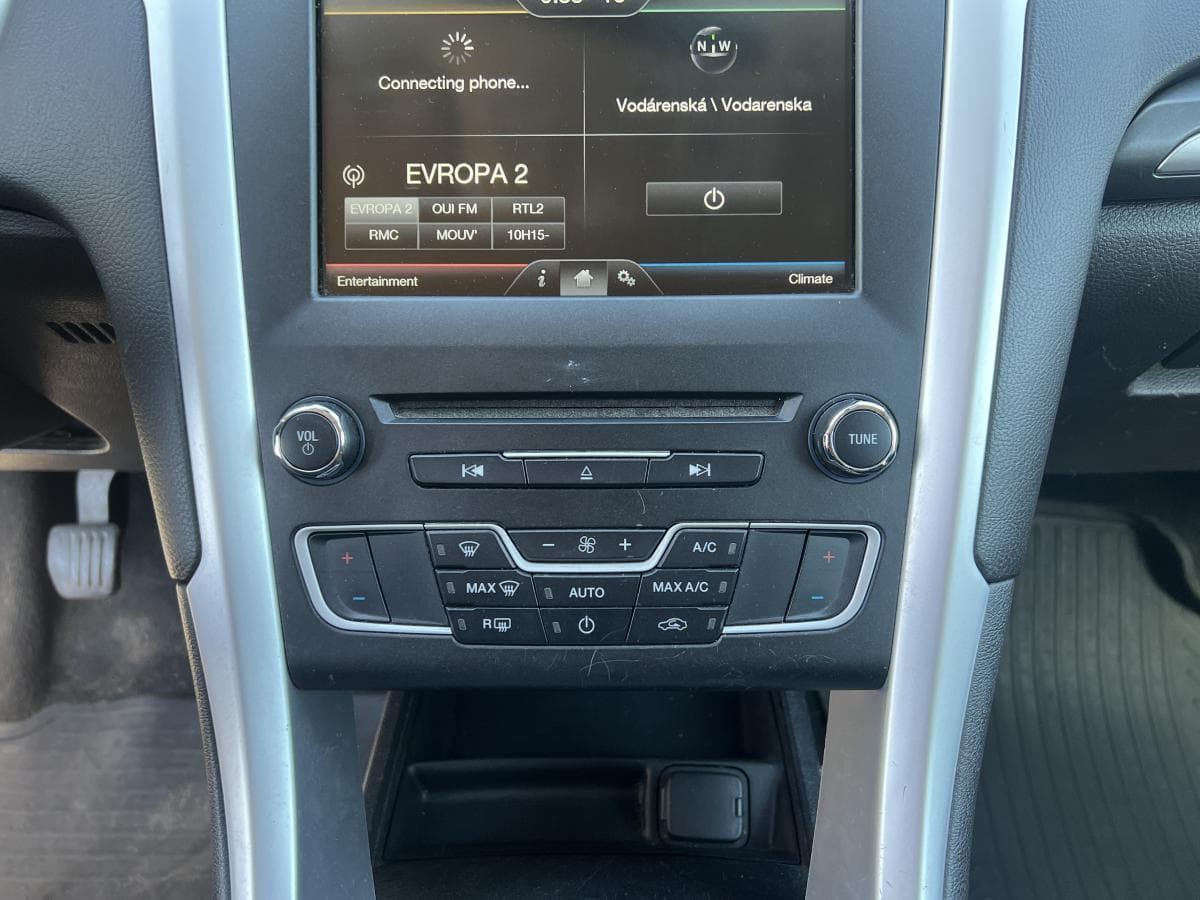 2016 Ford MONDEO - 12