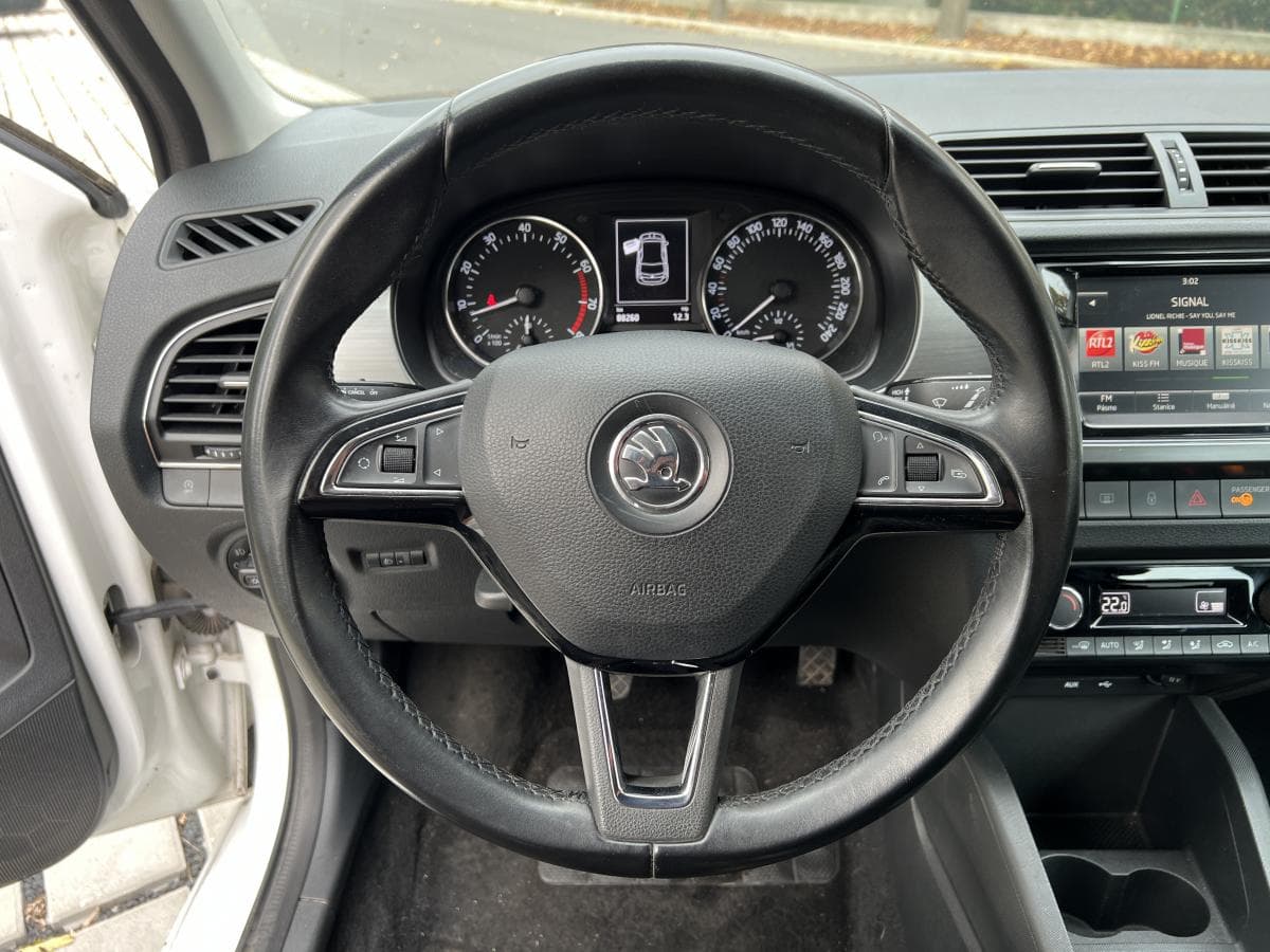 2015 Škoda FABIA - 11