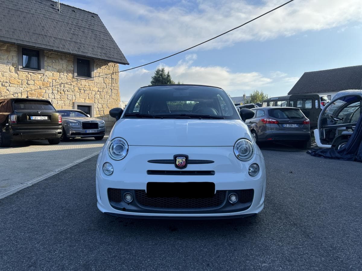2015 Abarth 595 - 2