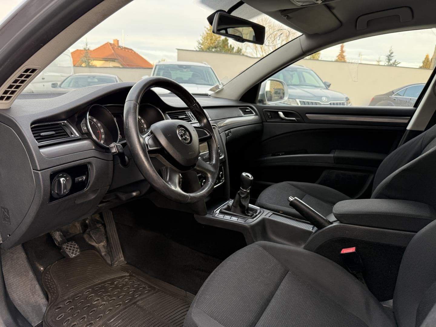 2013 Škoda SUPERB - 9