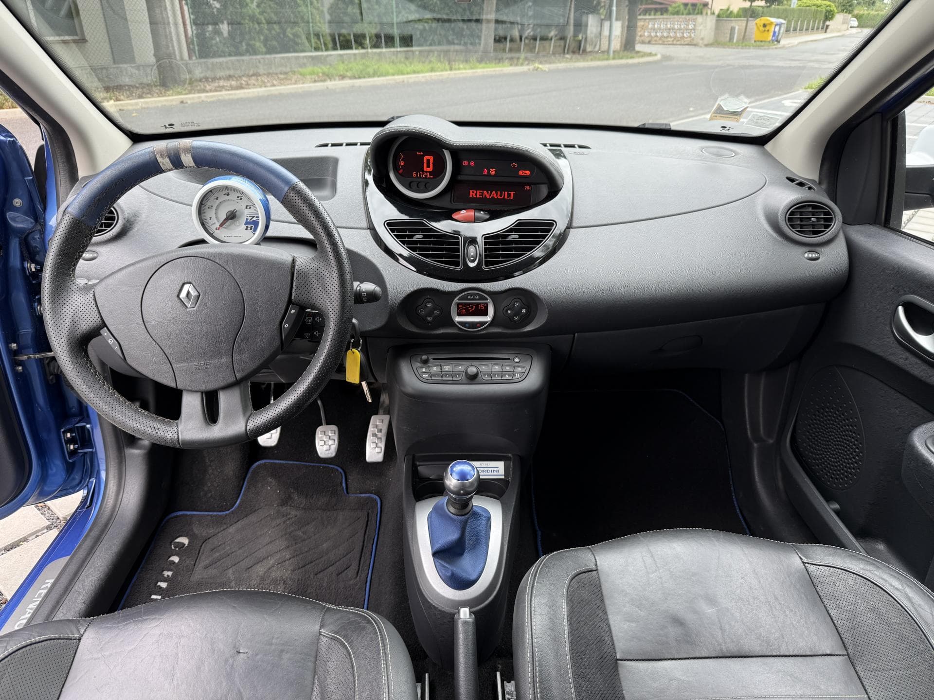 2010 Renault TWINGO - 10
