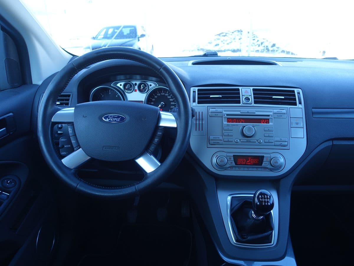 2010 Ford Kuga - 7