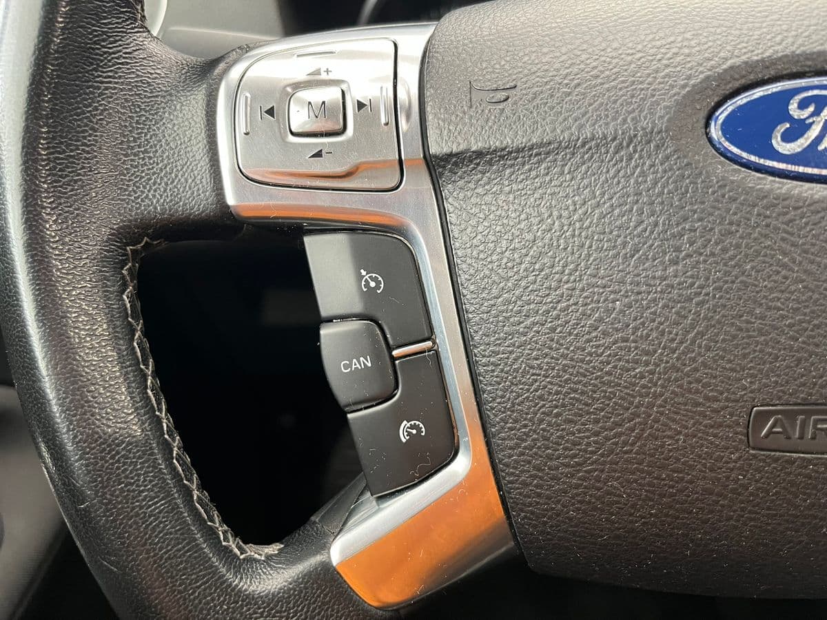 2011 Ford Mondeo - 12