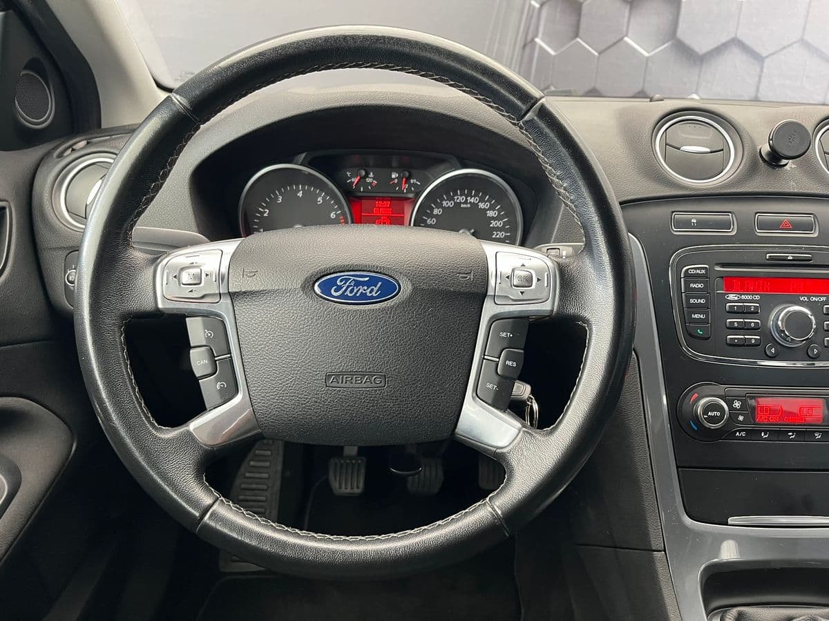 2011 Ford Mondeo - 8