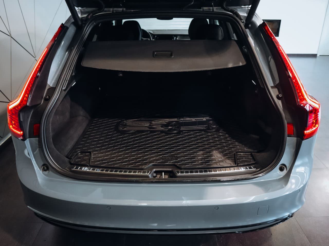 2022 Volvo V90 - 7