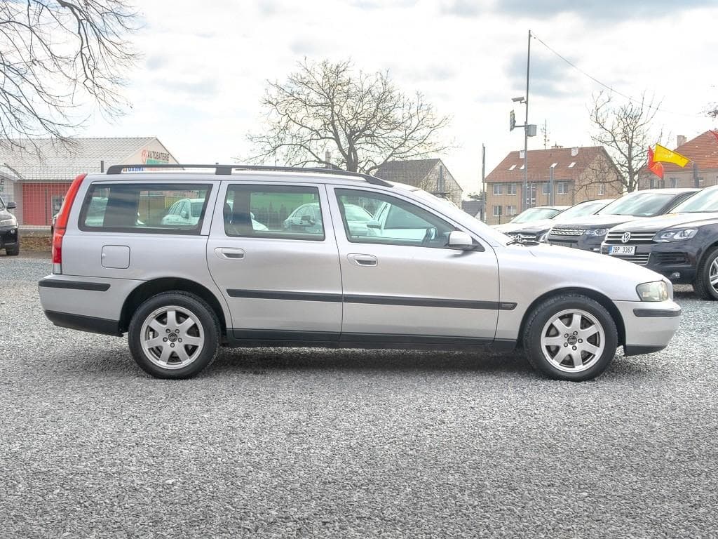 Volvo V70 - 4