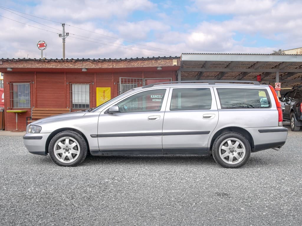 Volvo V70 - 8