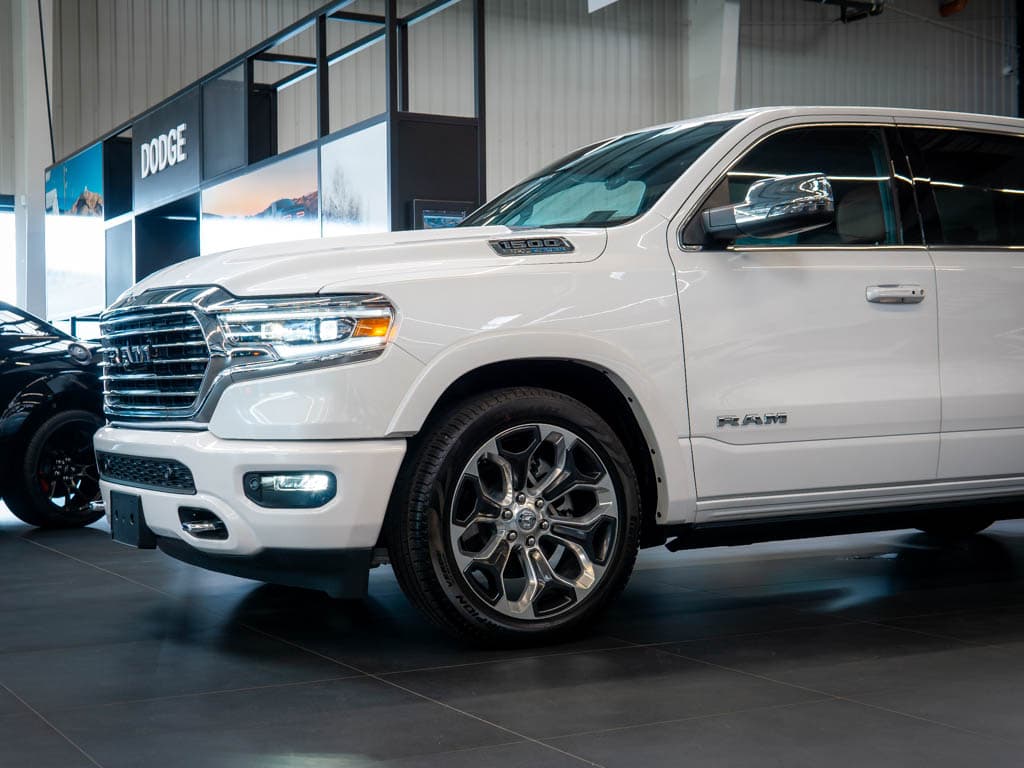 Dodge RAM - 10