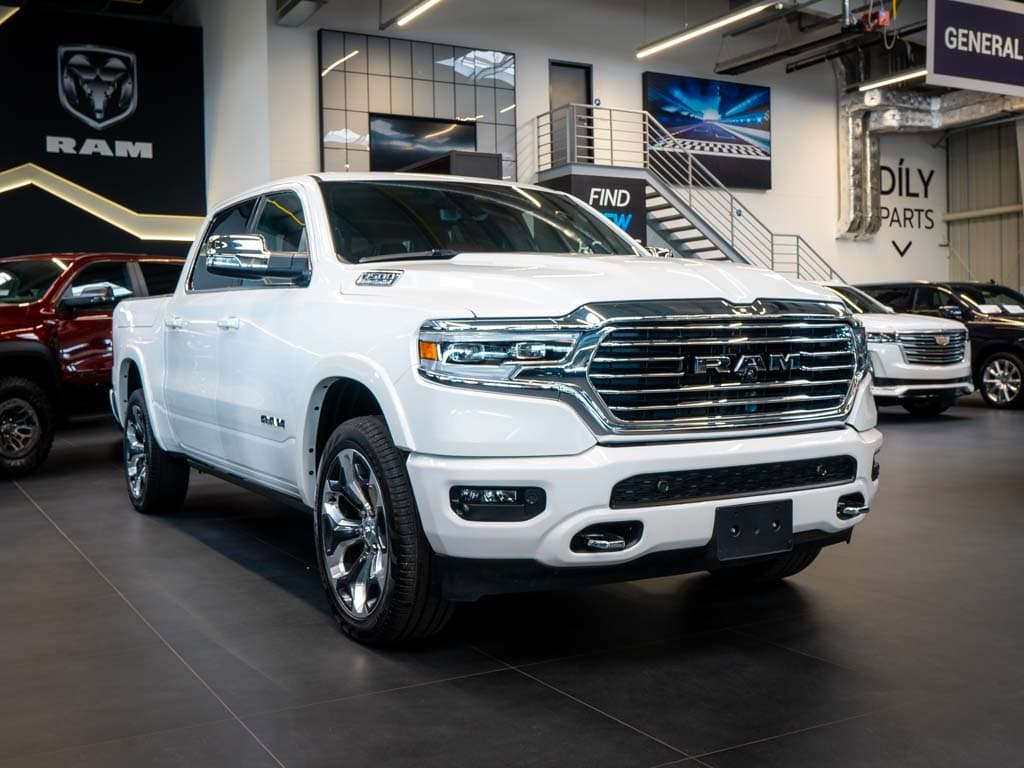 Dodge RAM - 8