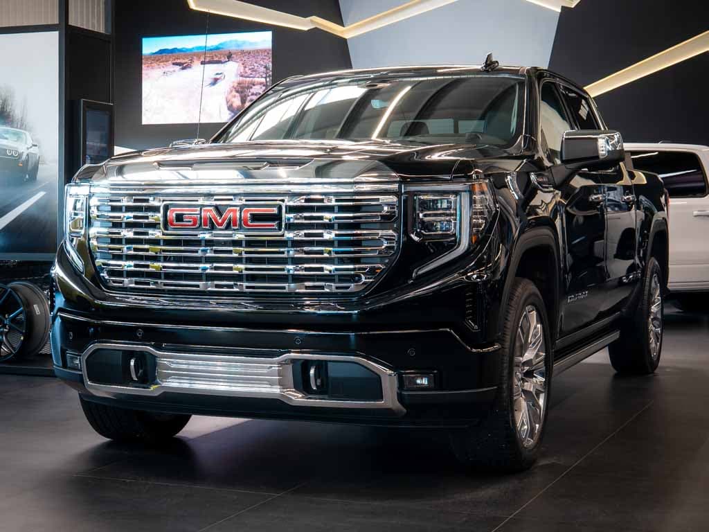 GMC SIERRA