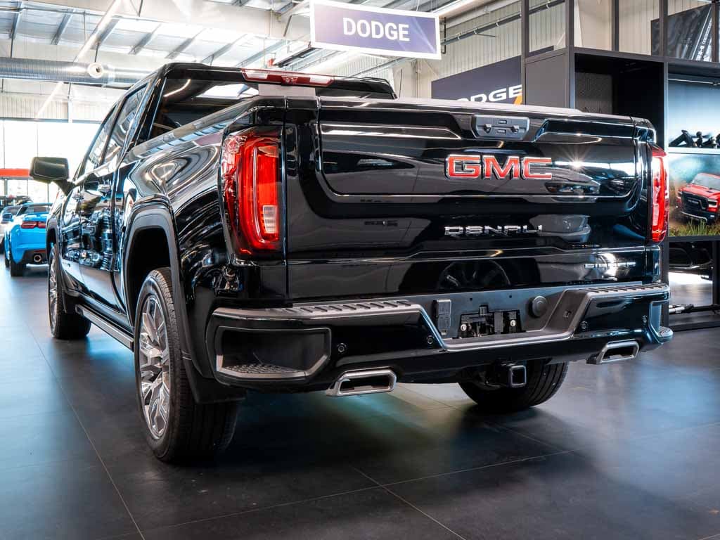 GMC SIERRA - 2