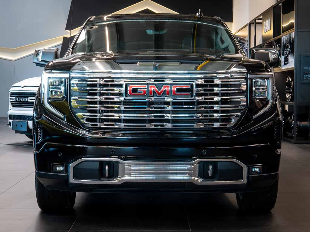 GMC SIERRA - 8