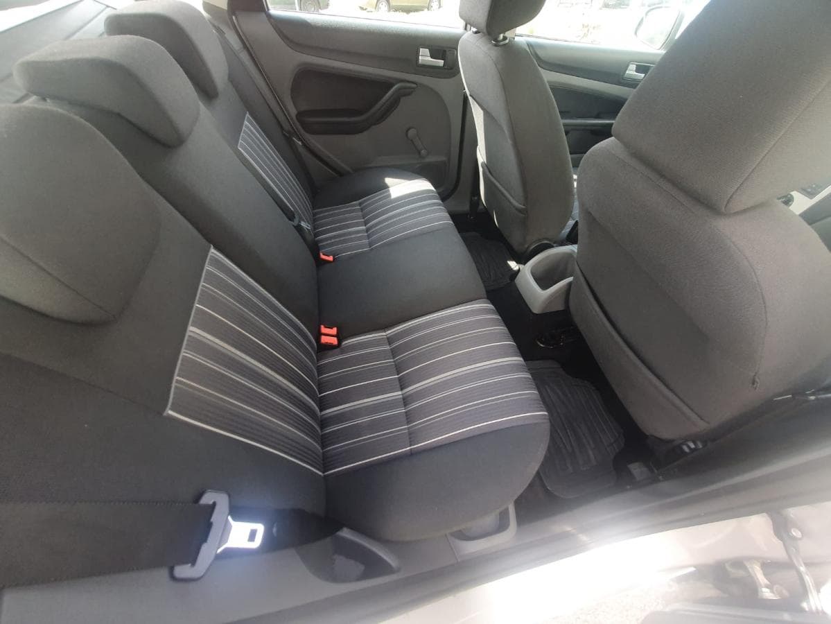 Ford Focus - 9