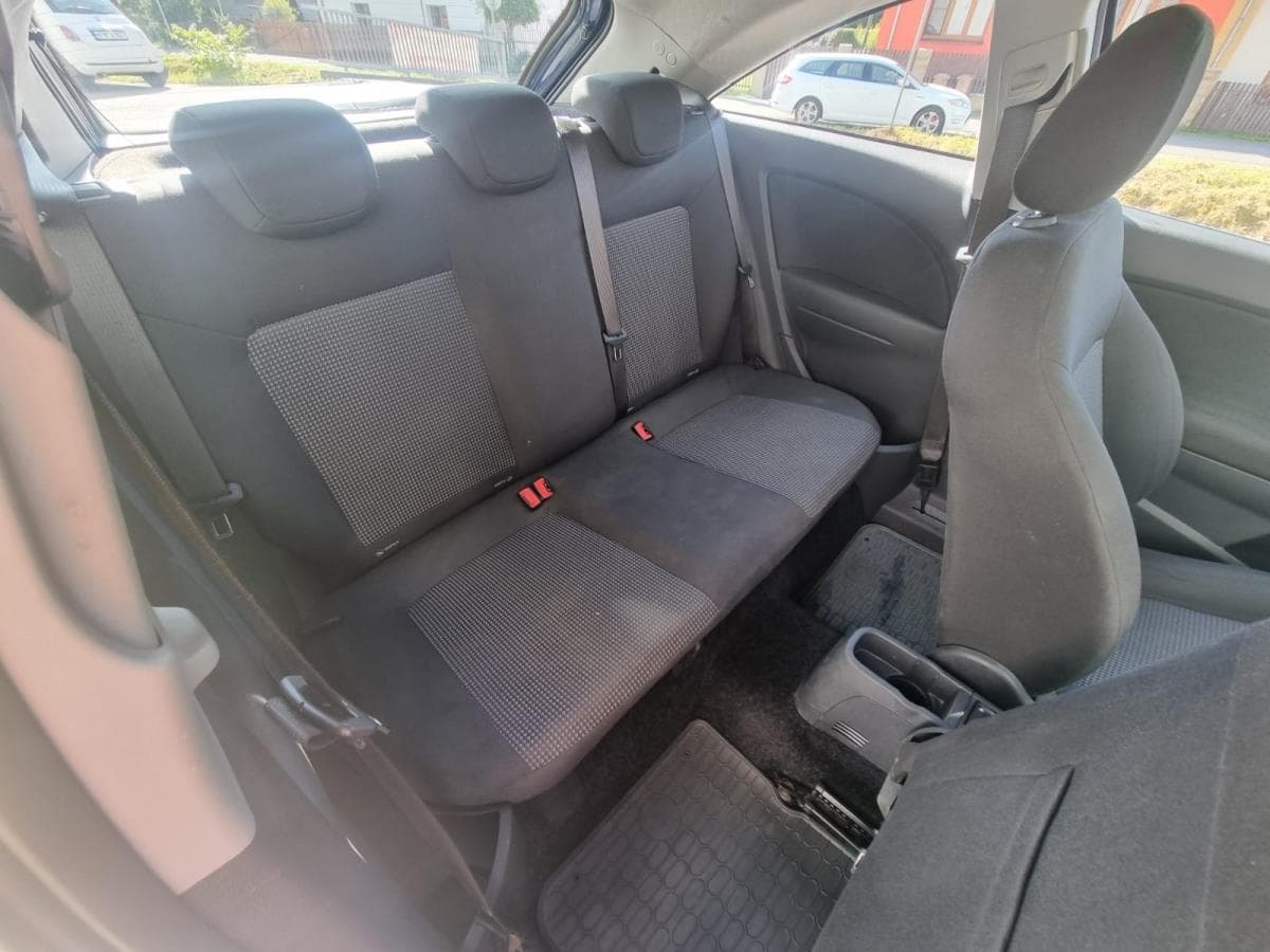 Opel CORSA - 12