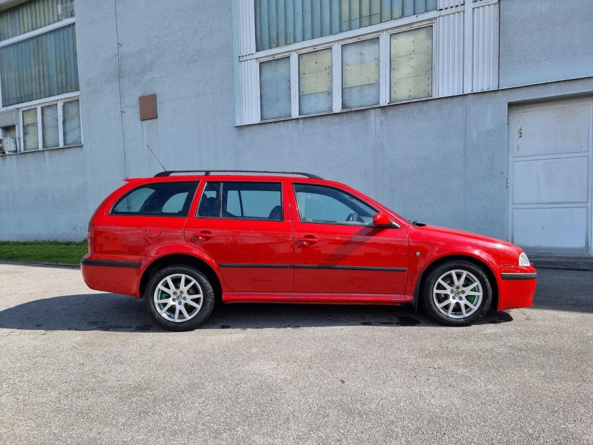 Škoda OCTAVIA - 4