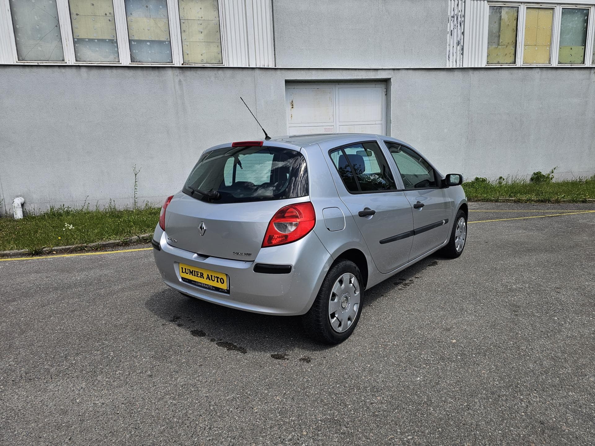 Renault CLIO - 5