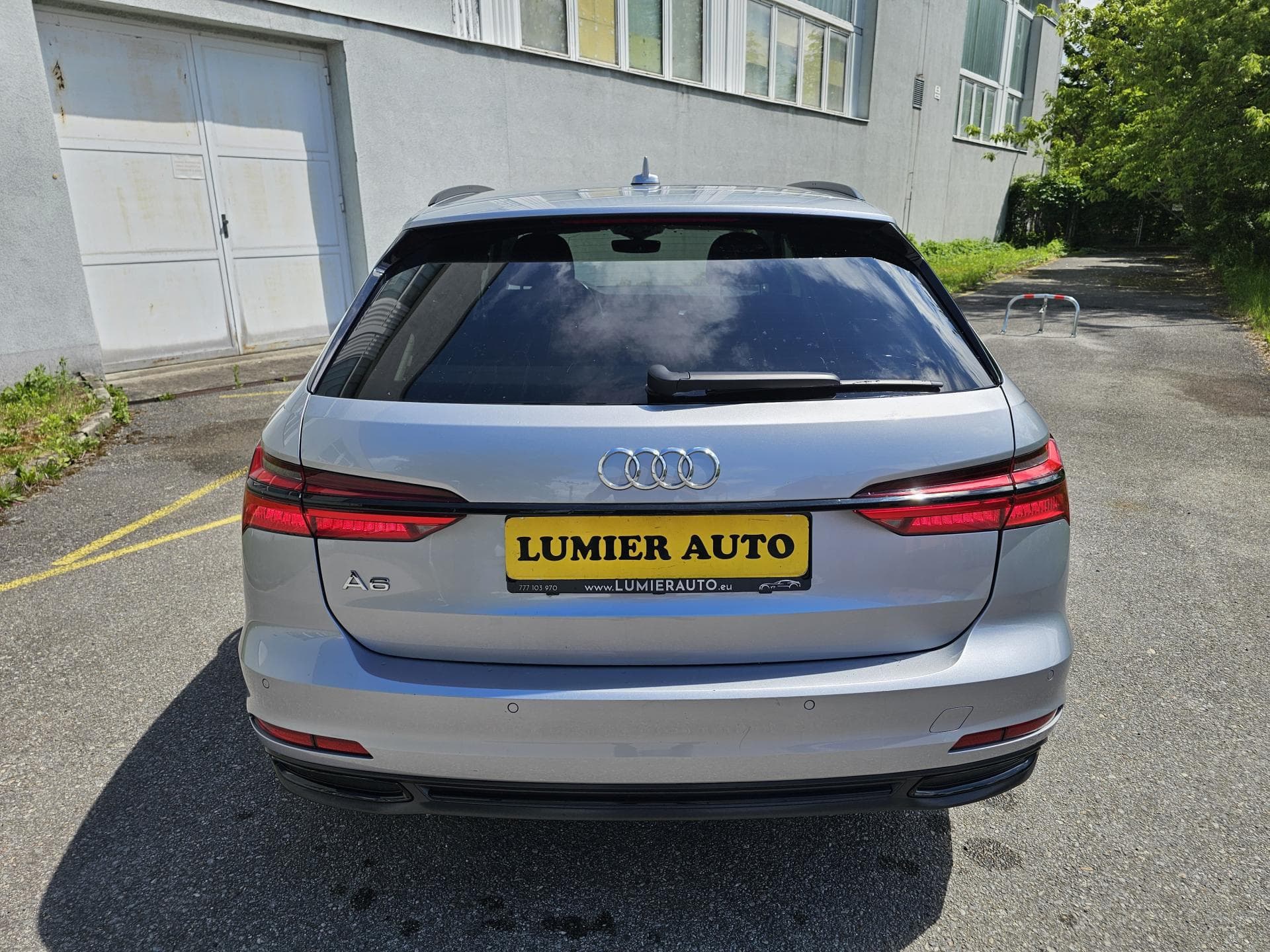 Audi A6 - 4