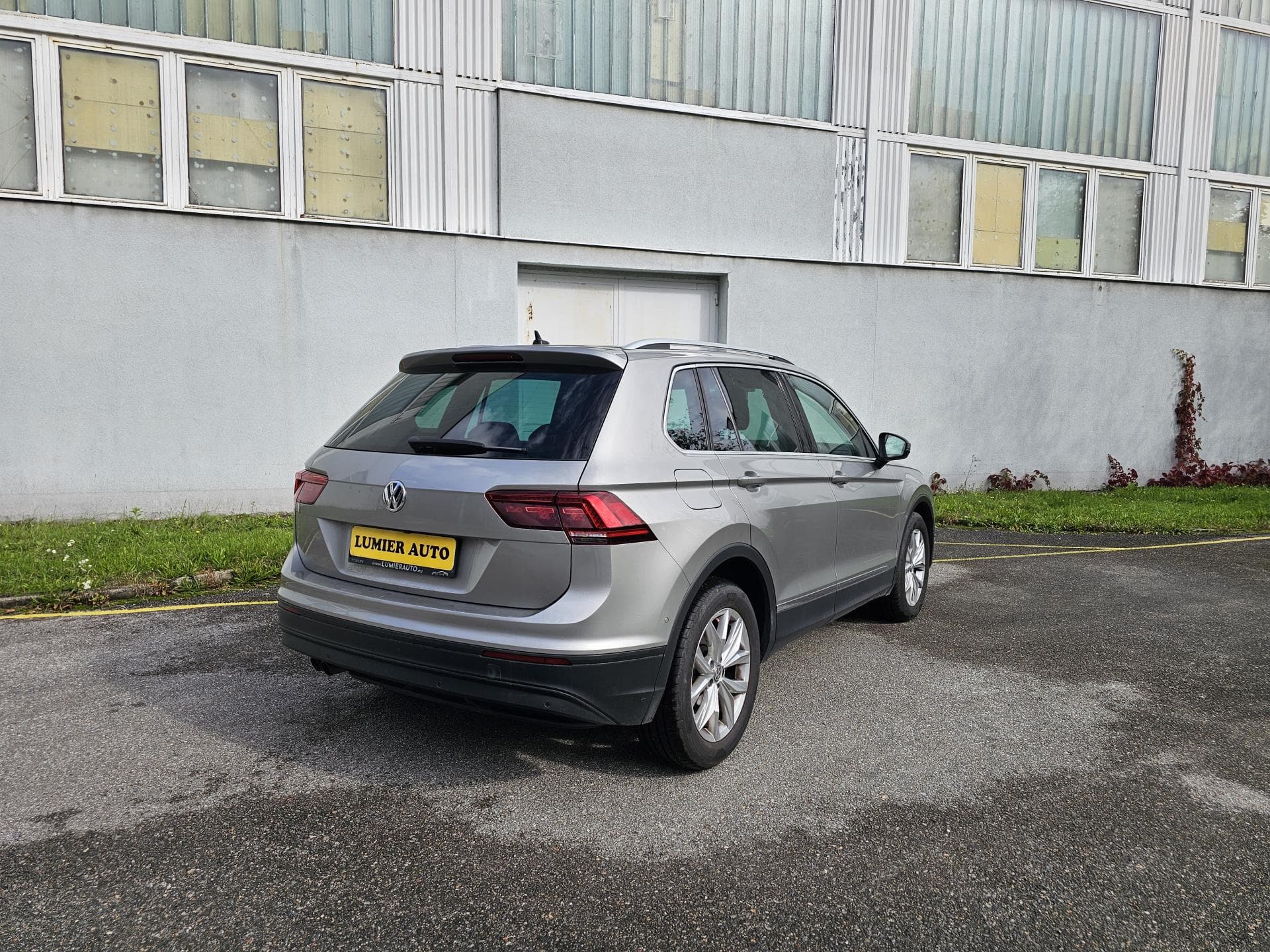 Volkswagen TIGUAN - 5