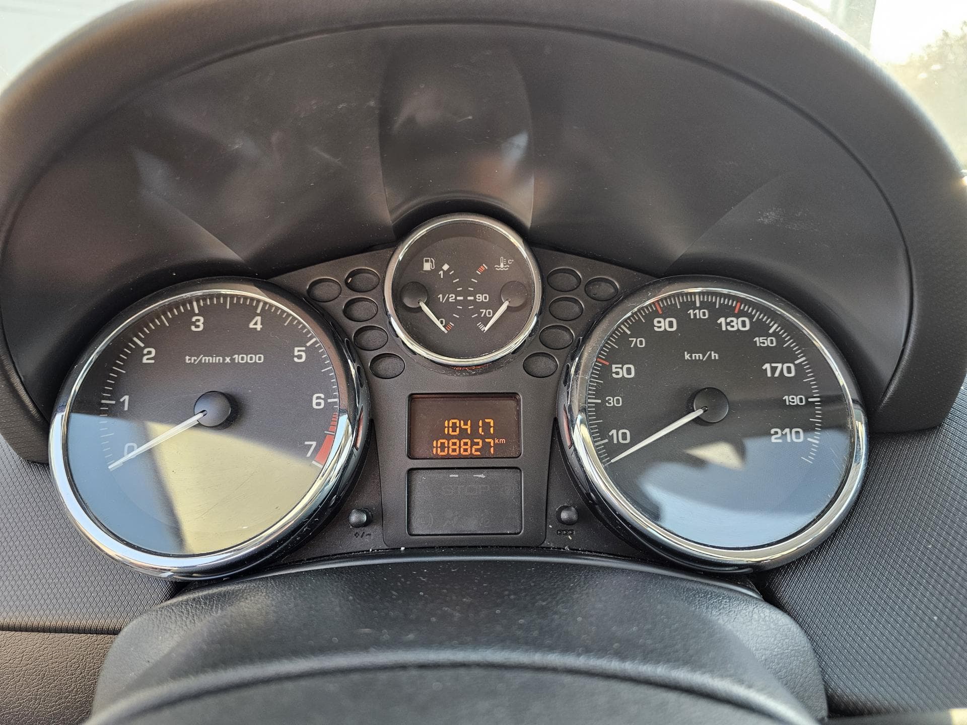 Peugeot 207 - 11