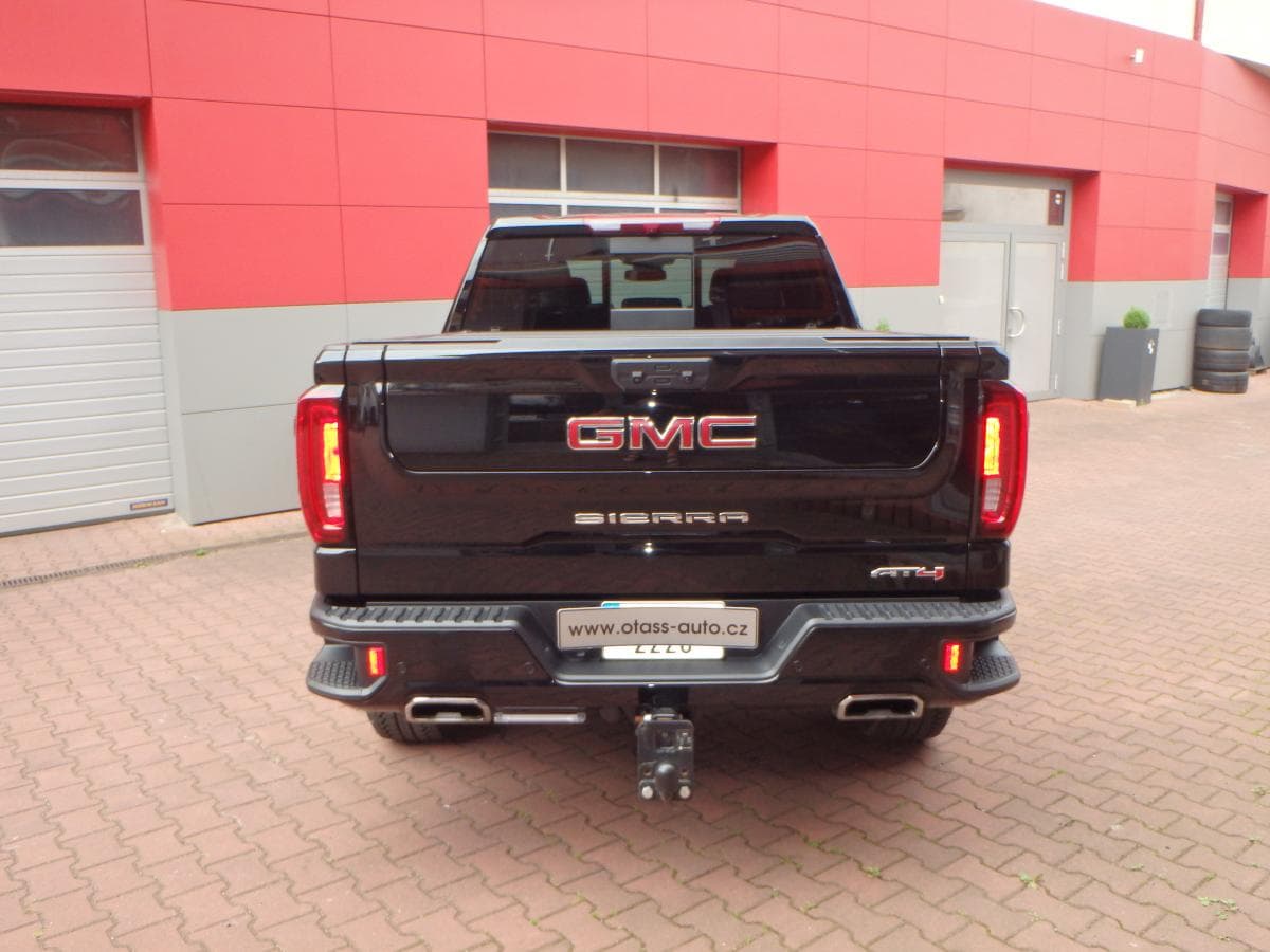 GMC Sierra - 6