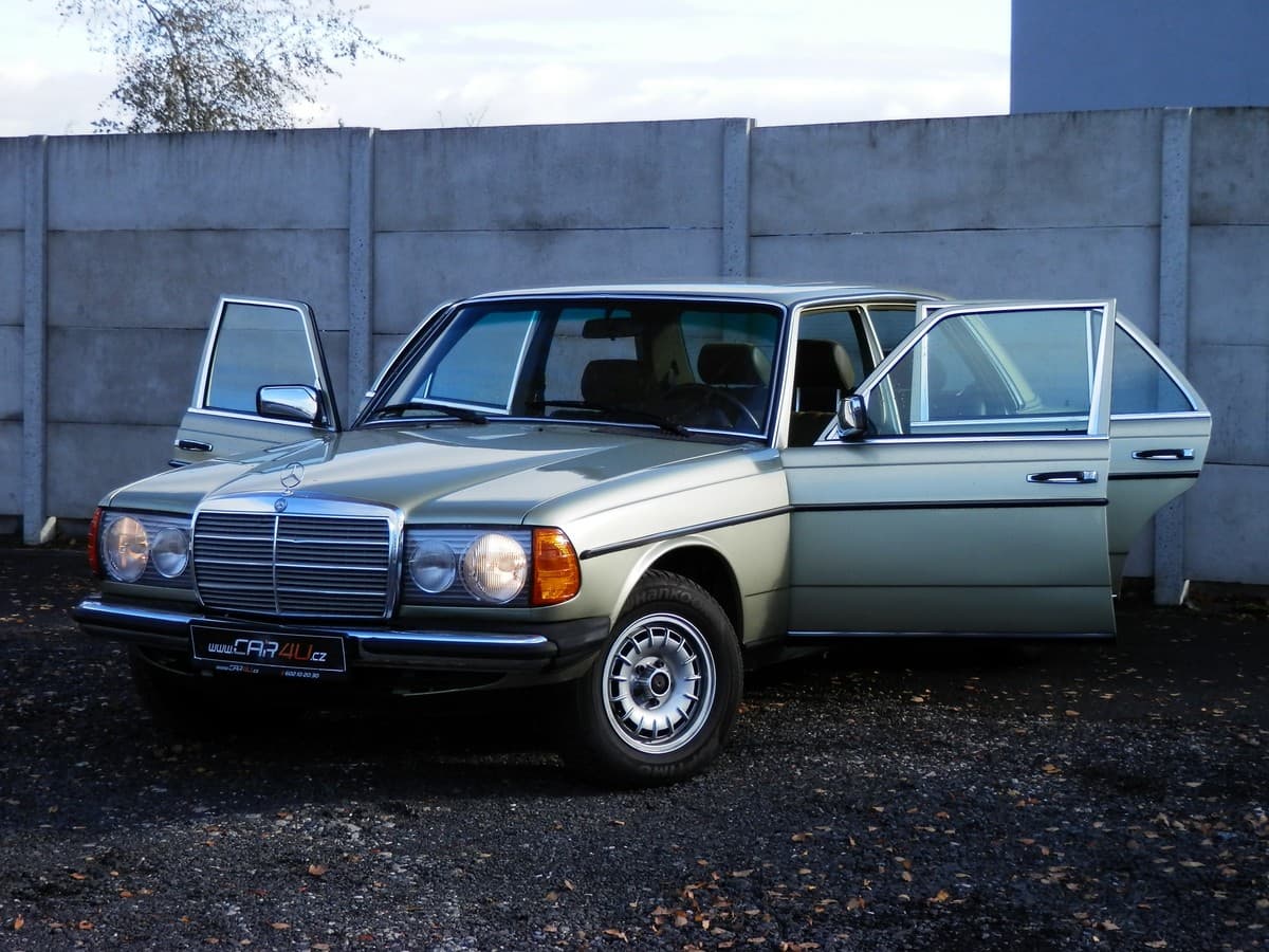 1982 Mercedes-Benz OSTATNÍ - 4