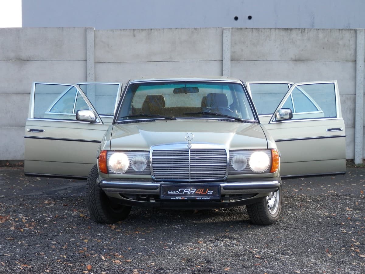 1982 Mercedes-Benz OSTATNÍ - 5