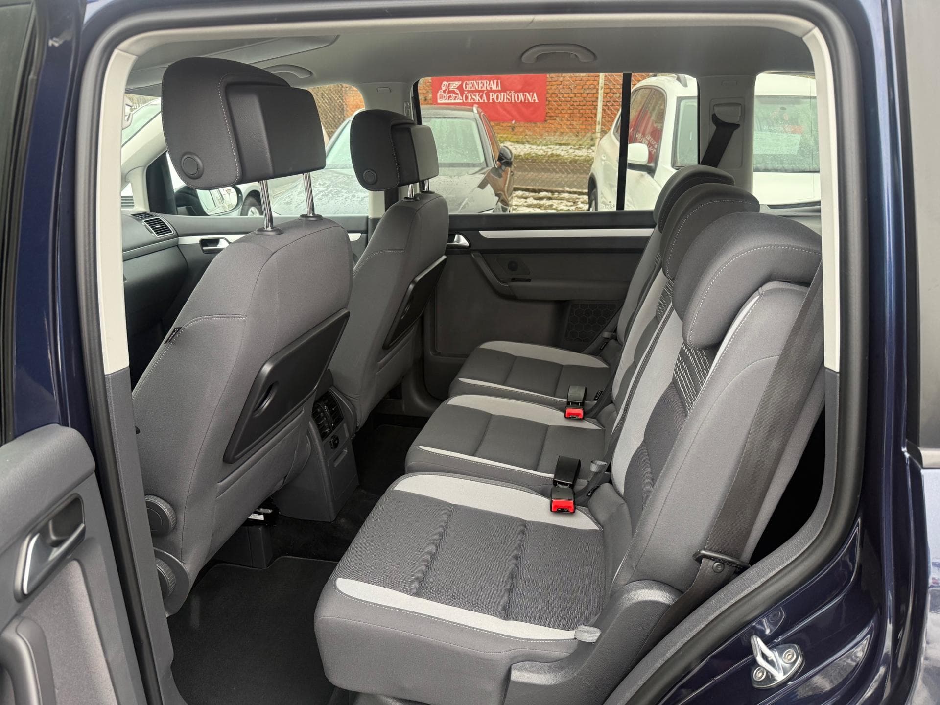2012 Volkswagen TOURAN - 9
