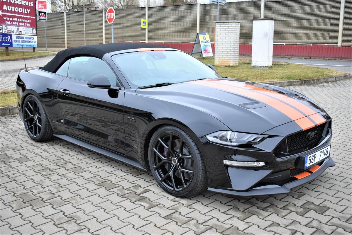 2022 Ford MUSTANG - 7