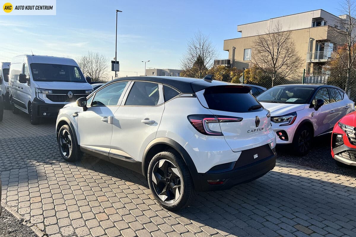 Renault CAPTUR - 3