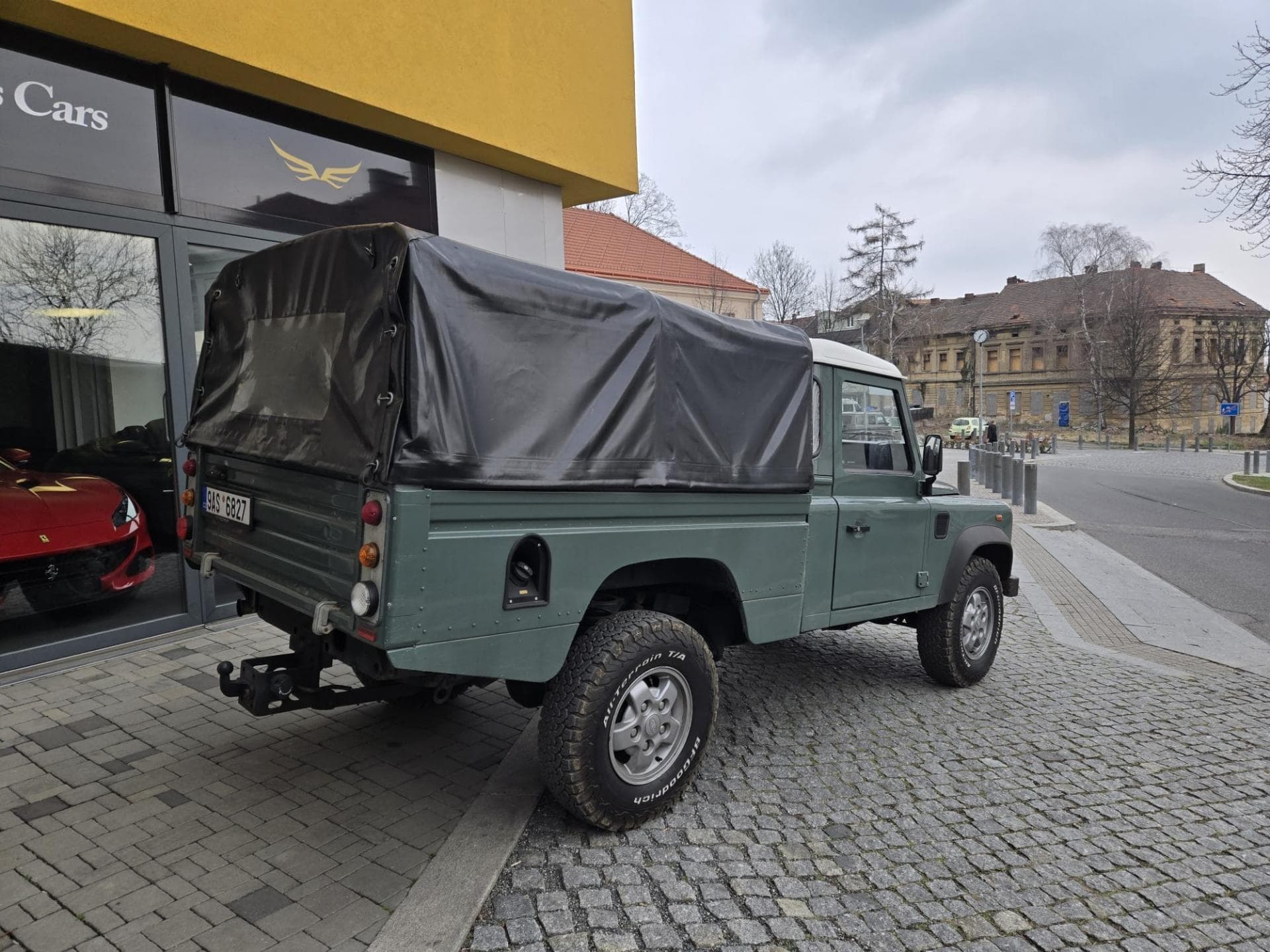 Land Rover DEFENDER - 5