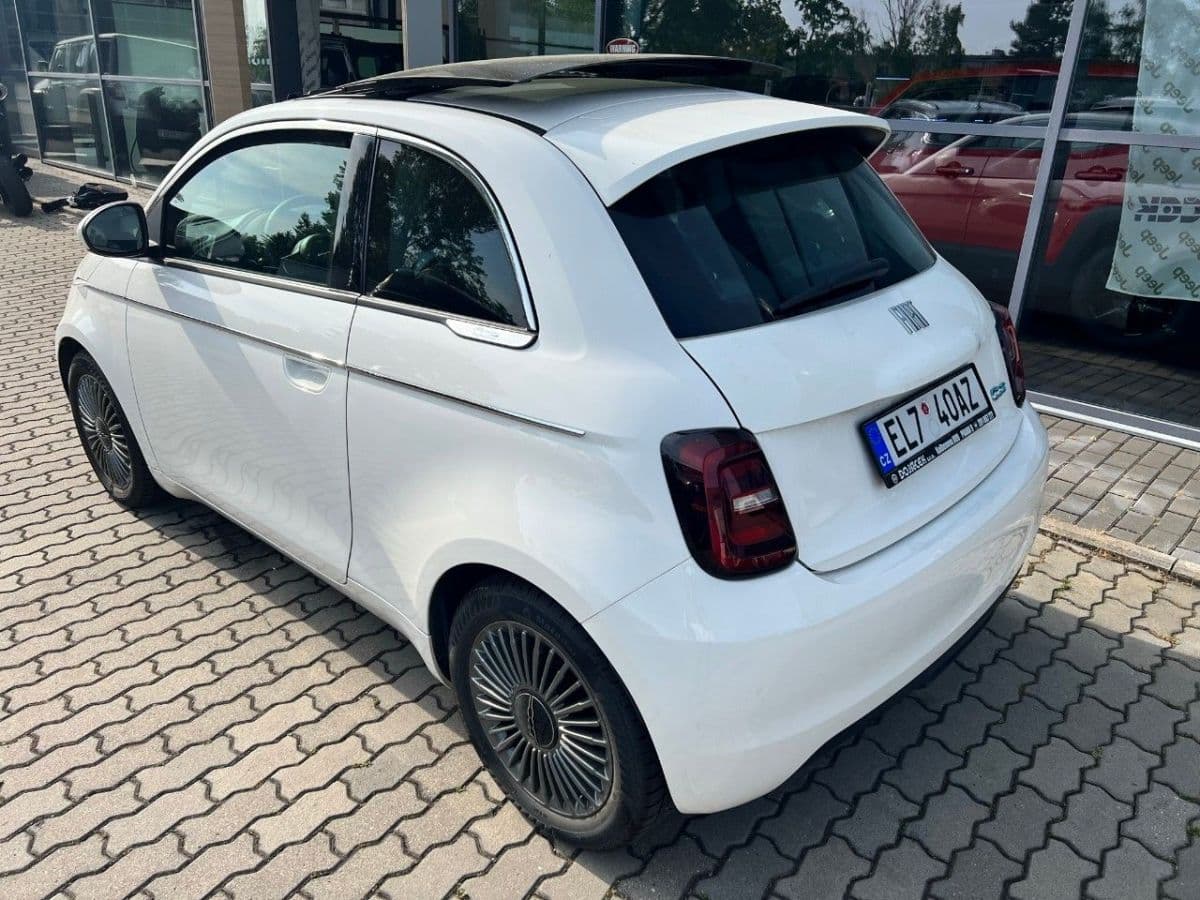2022 Fiat 500e - 2