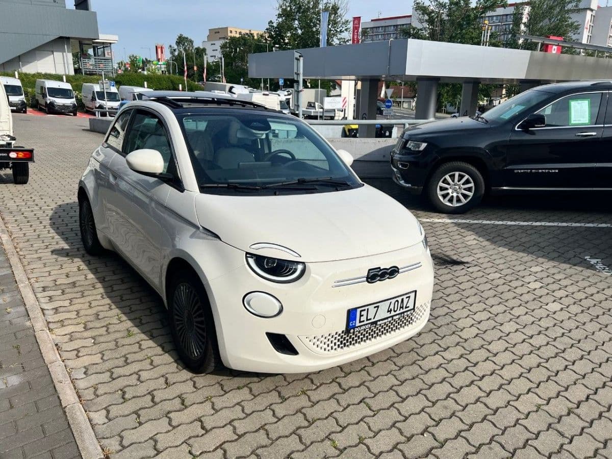 2022 Fiat 500e - 3