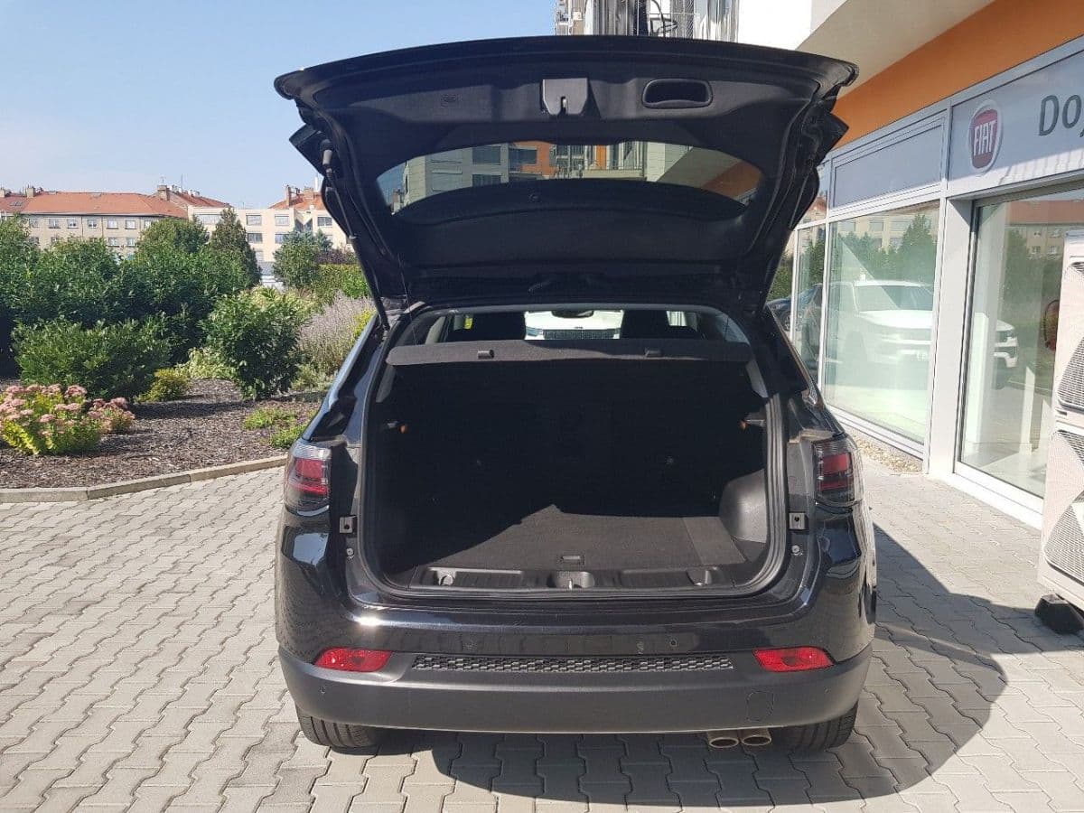2021 Jeep COMPASS - 5