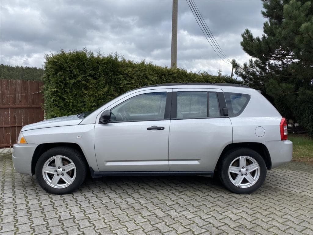 2007 Jeep Compass - 2