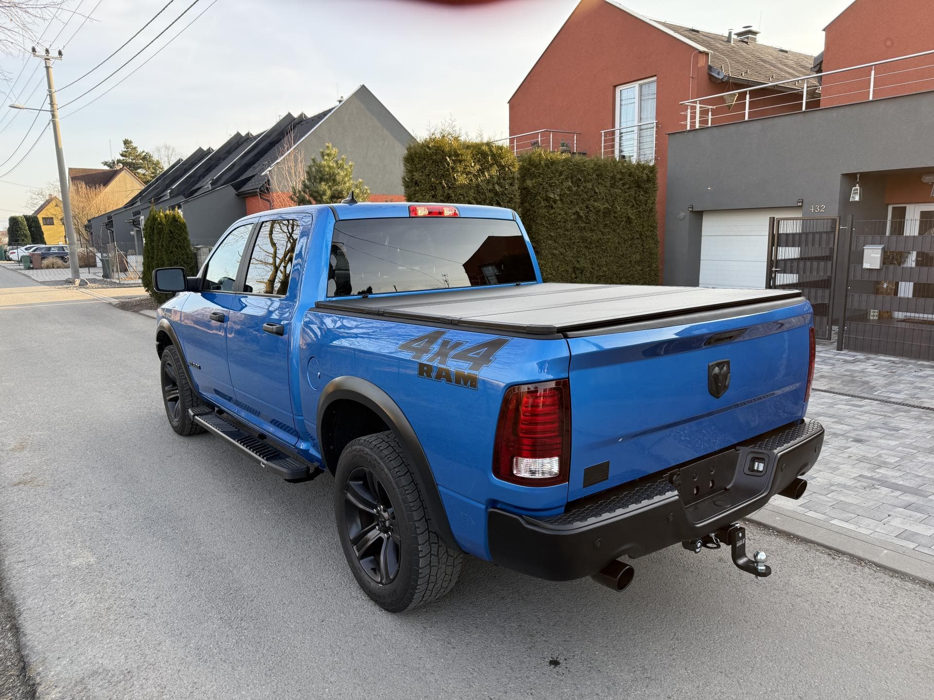 Dodge RAM - 6