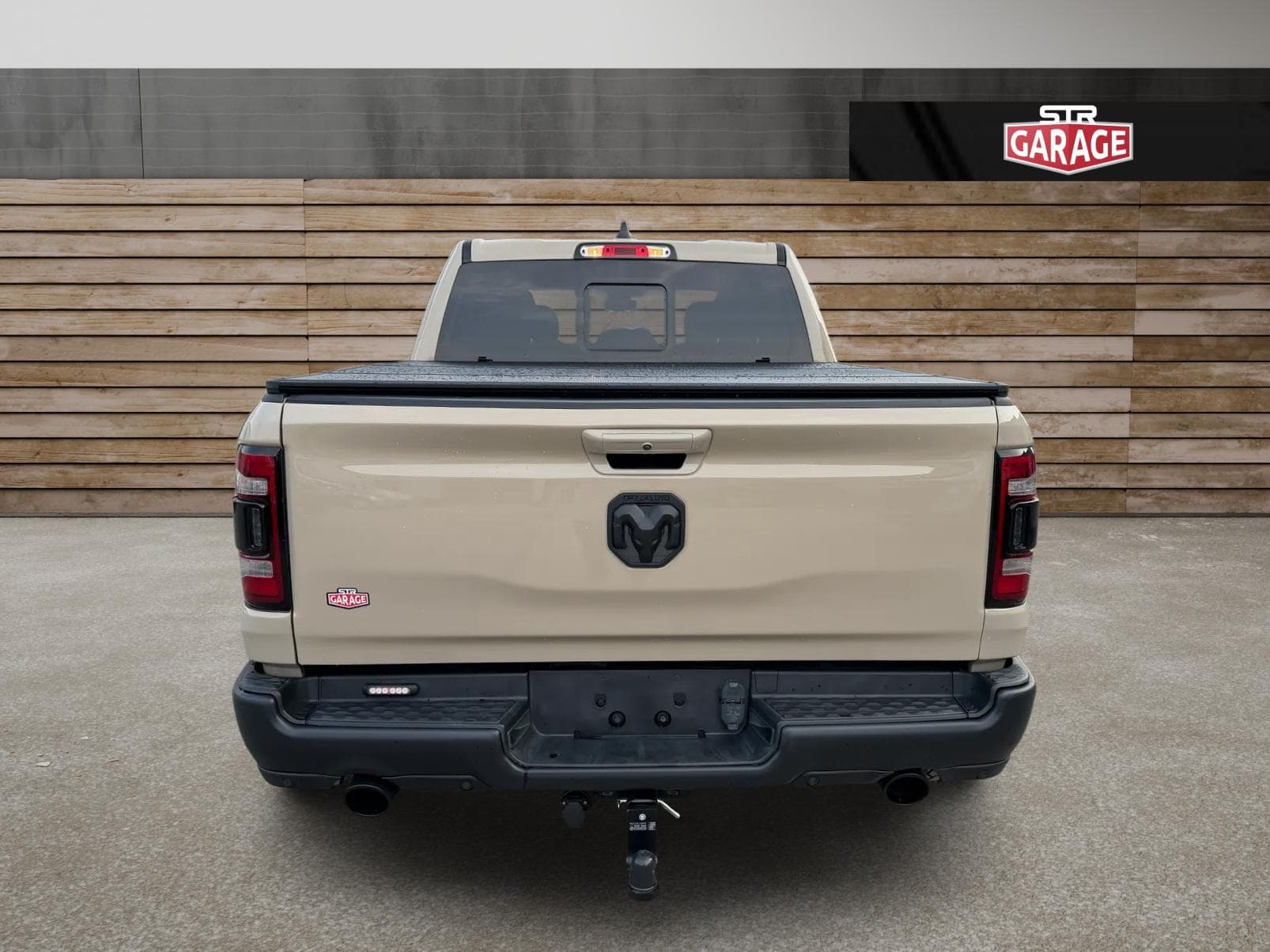 Dodge RAM - 4