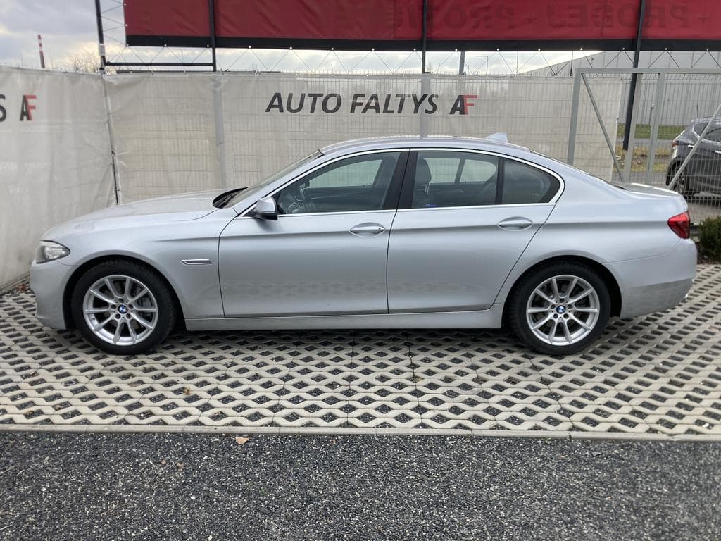 2016 BMW 5-Series - 7